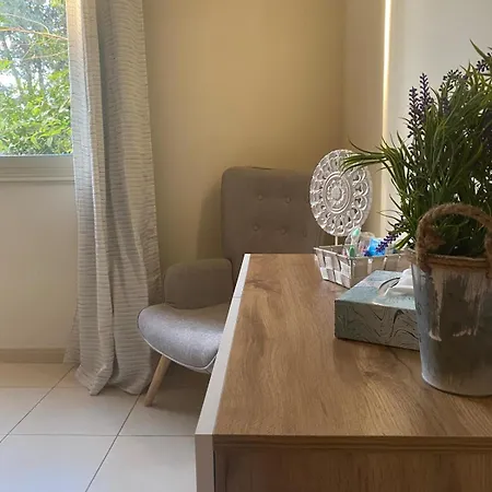 Bright Cozy Escape Πάφος